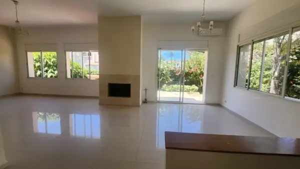location villa à ain diab