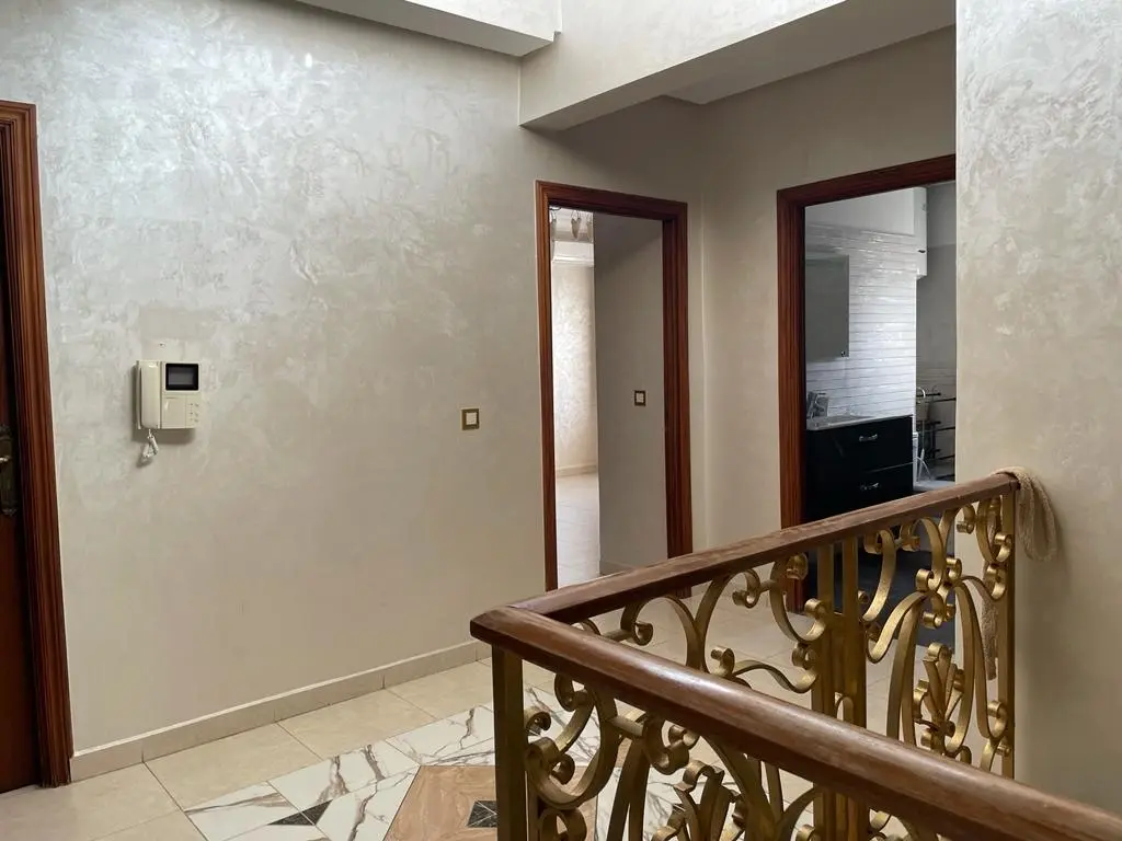 Villa a vendre -bouskoura -