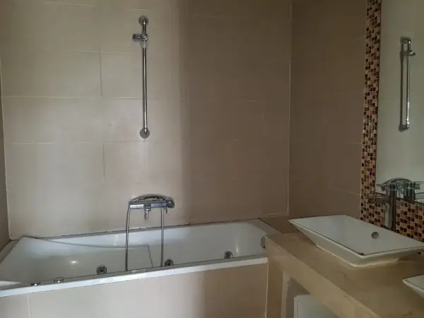 MAGNIFIQUE VILLA A LOUER -BOUSKOURA -