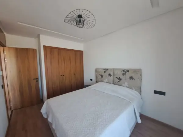 STUDIO MEUBLE NEUF EN LOCATION -CFC-