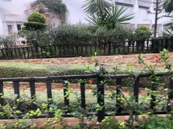 VILLA EN VENTE RESIDENCE FERMEE -DAR BOUAZZA-