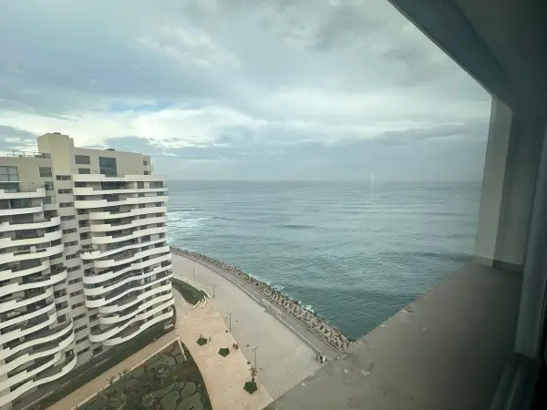 TRES BEL APPT EN VENTE VUE SUR MER -MARINA-