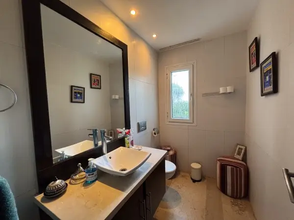 BELLE VILLA EN VENTE -DAR BOUAZZA-