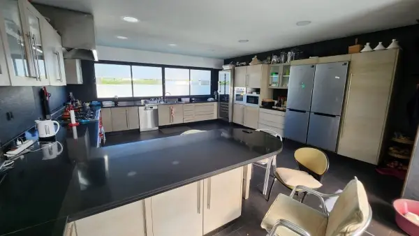 MAGNIFIQUE VILLA MEUBLEE EN LOCATION -GHANDI-