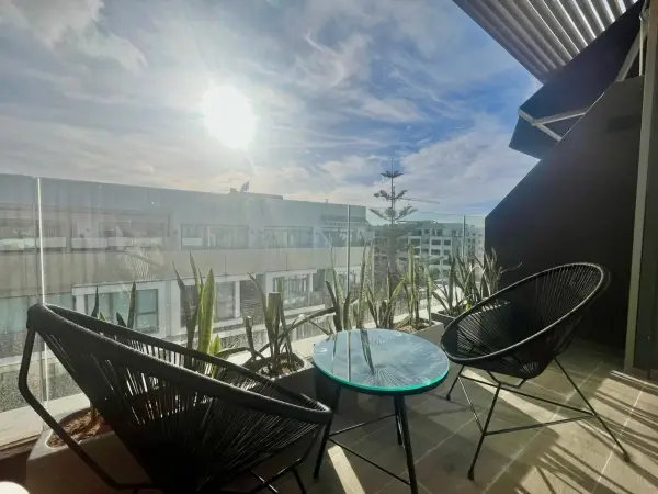 Beau studio meuble neuf -les princesses-