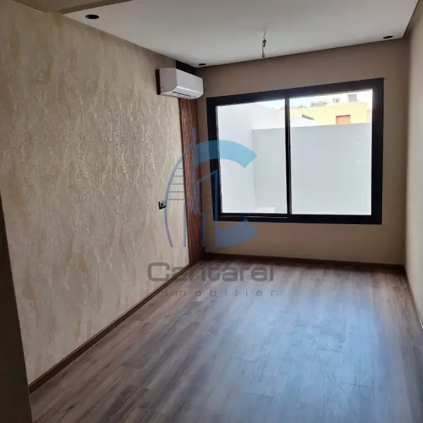 Studio moderne 50 m² avec parking – Quartier Anoual