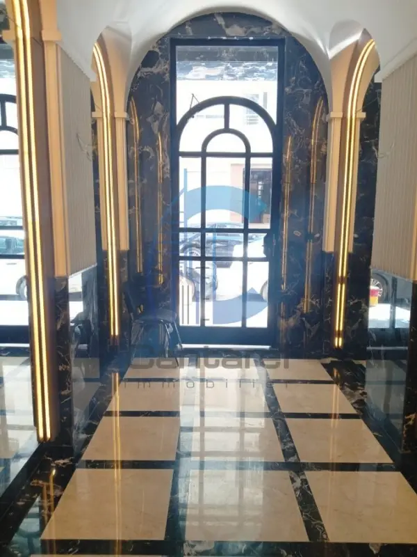 À vendre – Studio moderne avec grande terrasse à Bourgogne - BD TAN-TAN