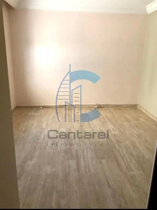 BEL APPARTEMENT EN VENTE-LAYMOUN