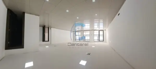 À louer : Grand bureau haut standing 189 m² – Abdelmoumen