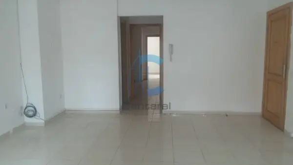 BUREAU EN LOCATION -MAARIF-