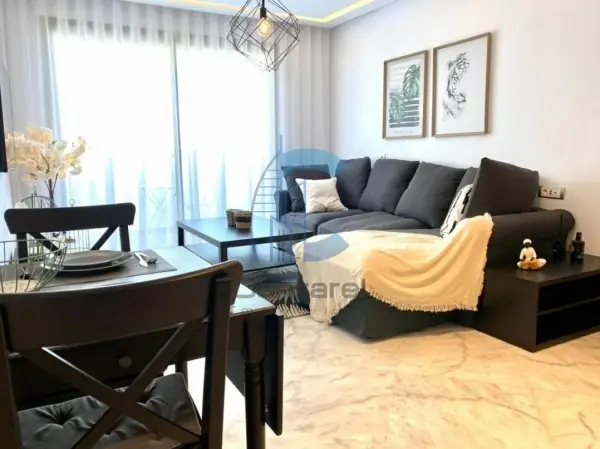 LOCATION STUDIO NEUF - BOURGONE