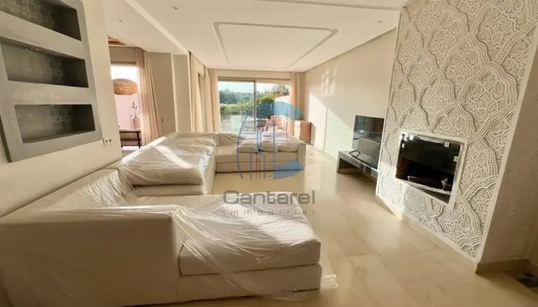 Villa rénovée 3 chambres meublée avec piscine et vue lac à louer - prestigia marrakech