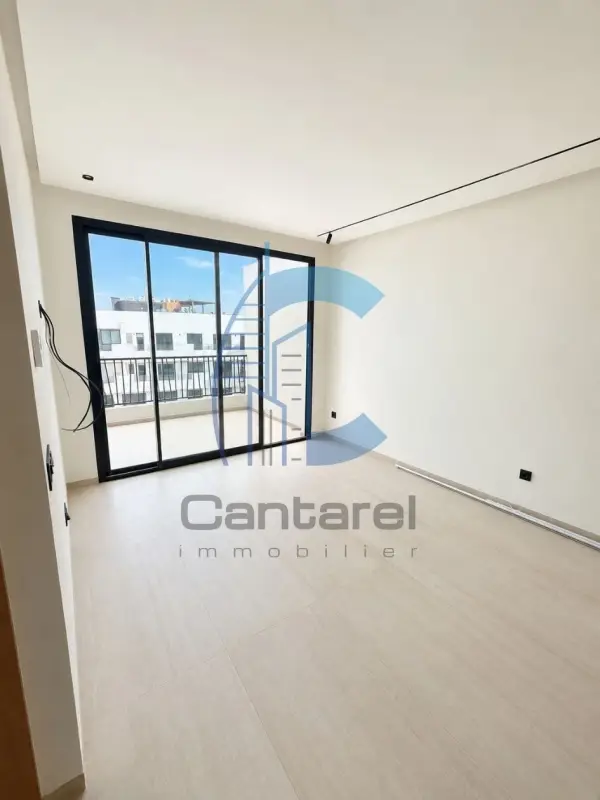 Studio neuf jamais habité à louer – Quartier Oasis