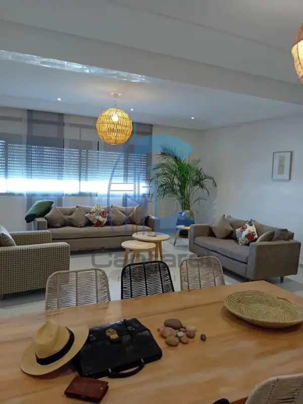 Bien d'exception à l'oasis -deux appts en vente