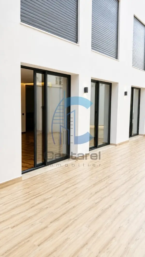 À vendre – Studio moderne avec grande terrasse à Bourgogne - BD TAN-TAN