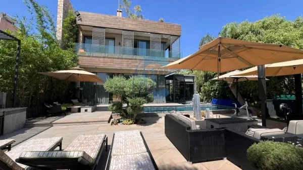 Villa 5 chambres avec piscine et pool house à vendre - argan golf marrakech