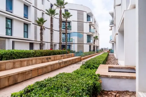 À louer – Appartement neuf haut standing avec terrasse – Anfa Place