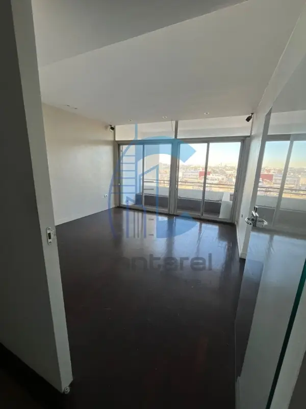 À LOUER SUPERBE BUREAU EN DUPLEX - BIR ANZARANE -