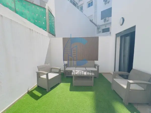 Bourgogne – Avenue Tantan | Studio 35 m² avec Terrasse de 55 m²