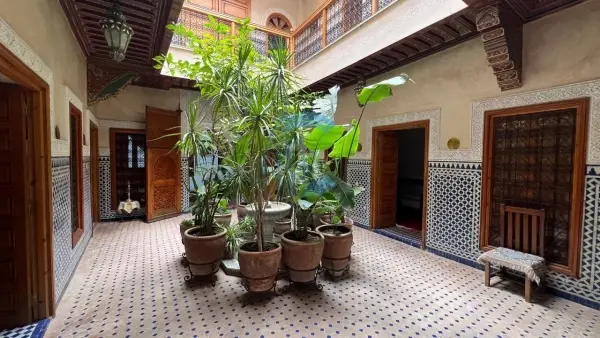 RIAD TRADITIONNEL 5 CHAMBRES POSSIBILITÉ 7 TITRÉ À VENDRE - DERB DABACHI