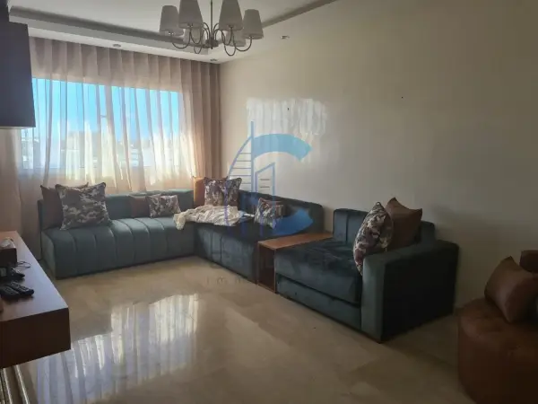 À LOUER - APPARTEMENT VIDE À CALIFORNIE