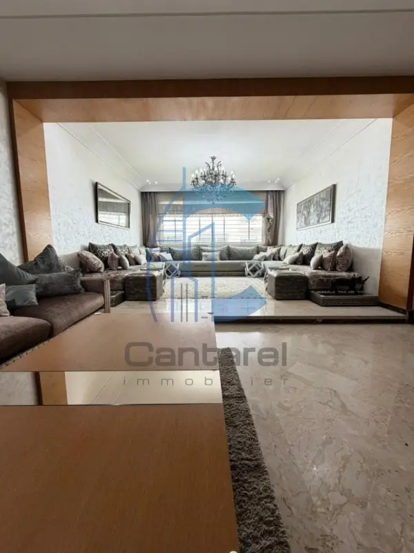 À VENDRE APPARTEMENT 167m² LES HOPITAUX