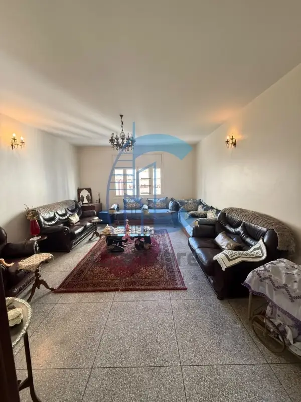 À VENDRE APPARTEMENT DE 155m² À RACINE